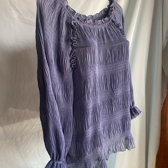 Size M Blue Ruffle Blouse Denim Blue Shade top by Mine - Picture 8 of 9